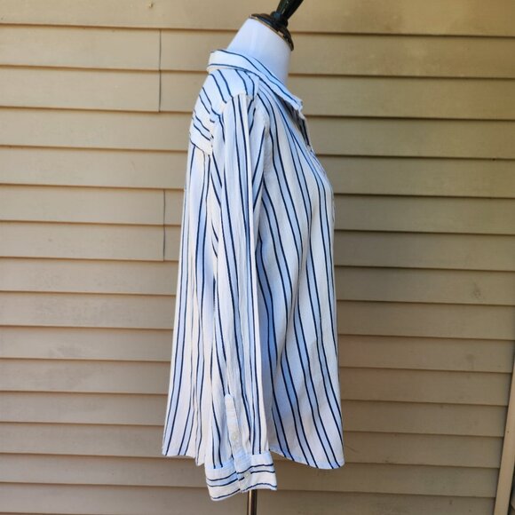 Liz Claiborne Striped Button-Up Blouse White Blue Pocket Square Cotton Blend - Picture 13 of 16